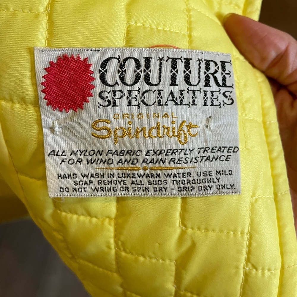 Vintage Mid century yellow puffer pea coat Fits like a small Label is Spindrift - Picture 7 of 7
